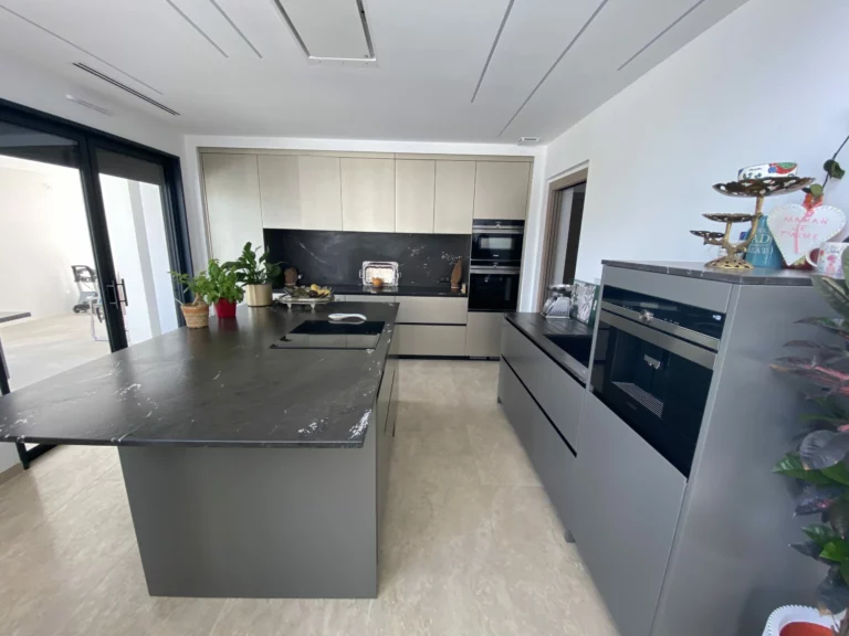 Création D&Rsquo;Une Villa De 200 M² À Saint-Raphaël à Saint-Raphaël — VX Architecture