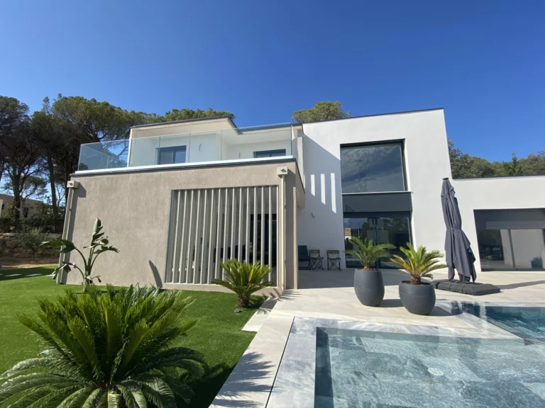Création D&Rsquo;Une Villa De 200 M² À Saint-Raphaël à Saint-Raphaël — VX Architecture